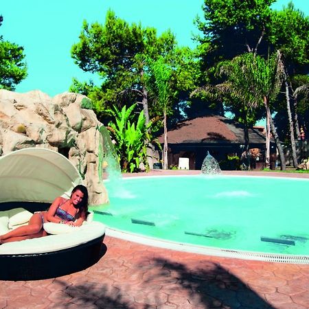 Barone Di Mare Hotel Мелендуньо Екстериор снимка